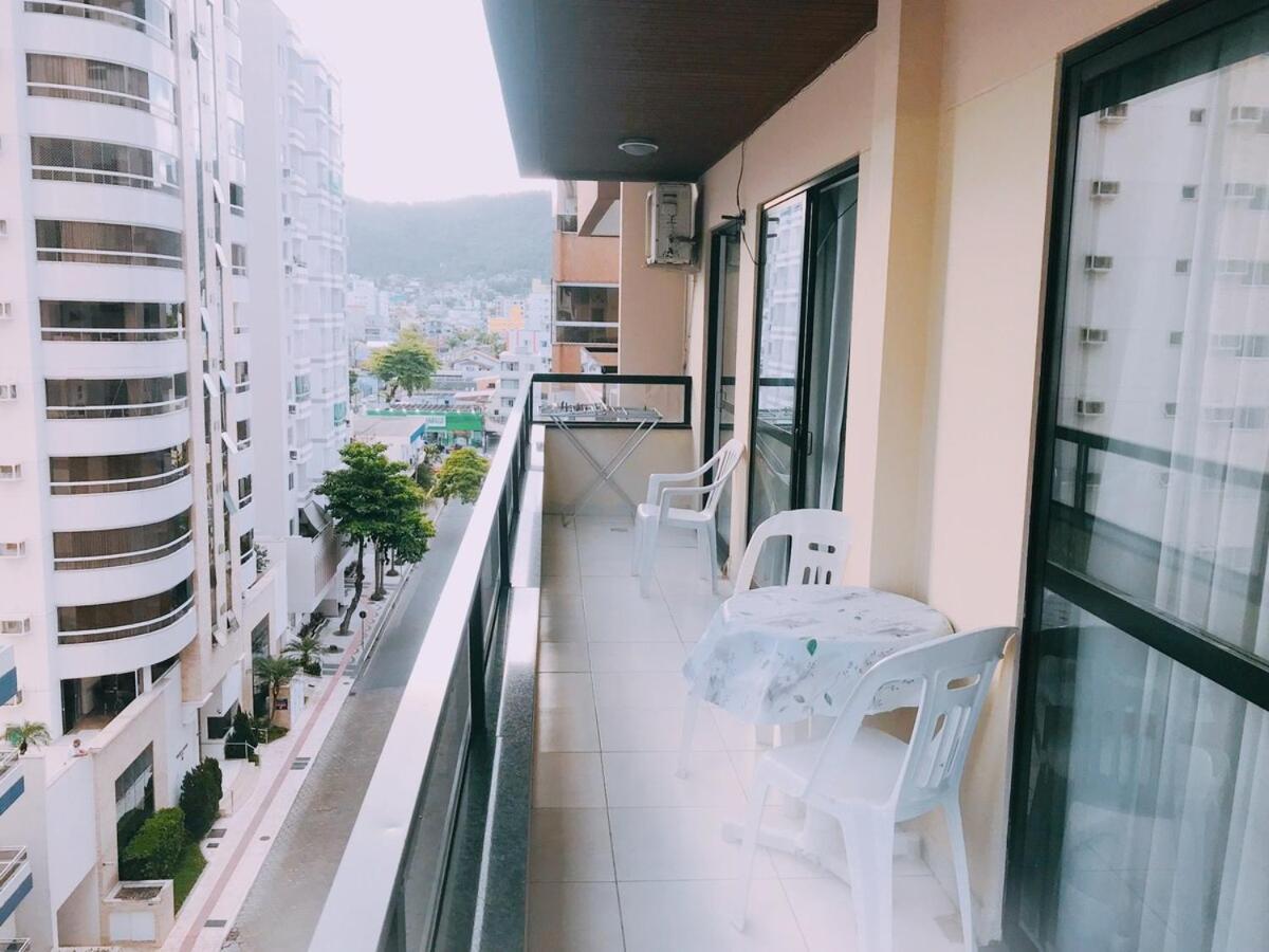 Inteiro Na De Balneario Camboriu